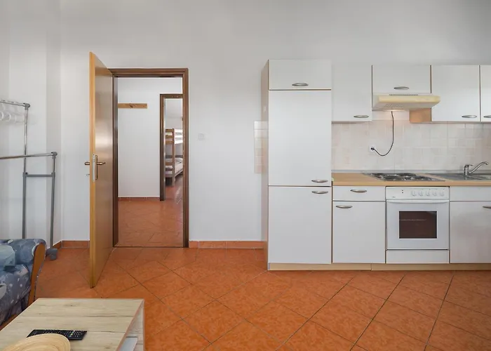 Apartman Lovely In With Wifi Poreč